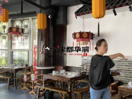 石嘴山装修公司|石嘴山鱼一火锅店装修设计现场量尺沟通